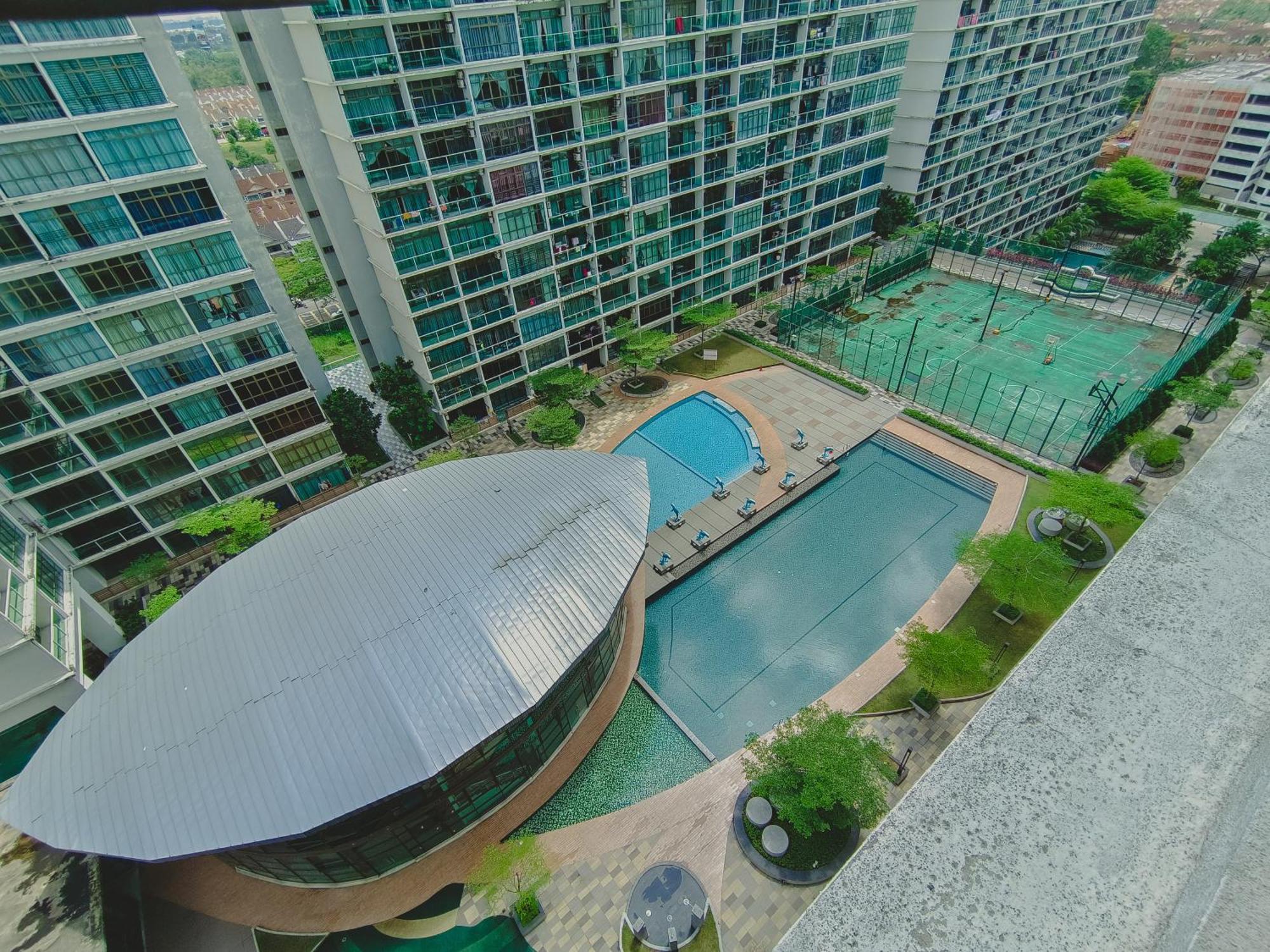 Апартаменты Mount Austin Ikea, Aeon 10Mins -Pool View- C115 Джохор-Бару Экстерьер фото